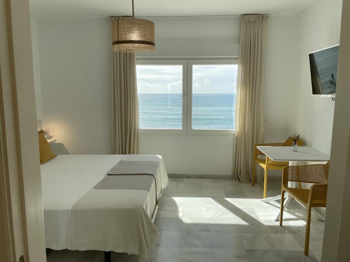La Sirena Del Viento Bed & Breakfast Los Canos De Meca Exterior photo